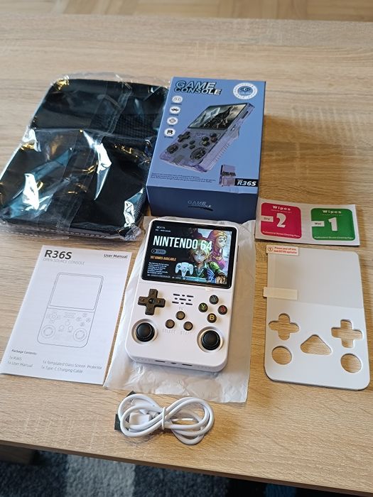 Konsola r36s biała Oryginalna 15000 gier NOWA+folia+etui POLECAM