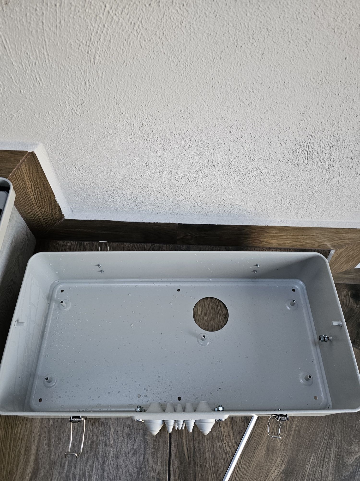 Skrzynka elektryczna hermetyczna