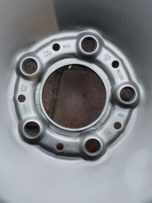 FELGI STALOWE BMW 7" x 16" x 5x120 x 72,6 x ET/IS 34