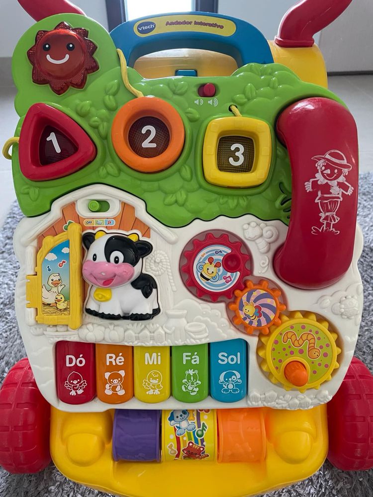 Andador interativo VTech para bebés