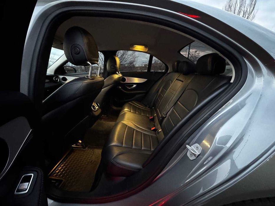 2015 Mercedes-Benz C300