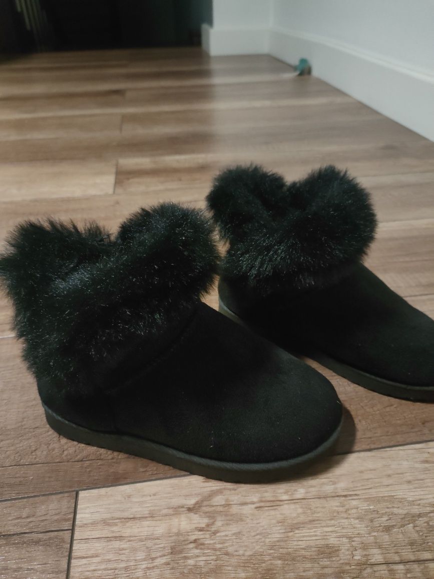Buty zimowe dla dziewczynki r.32 + gratis