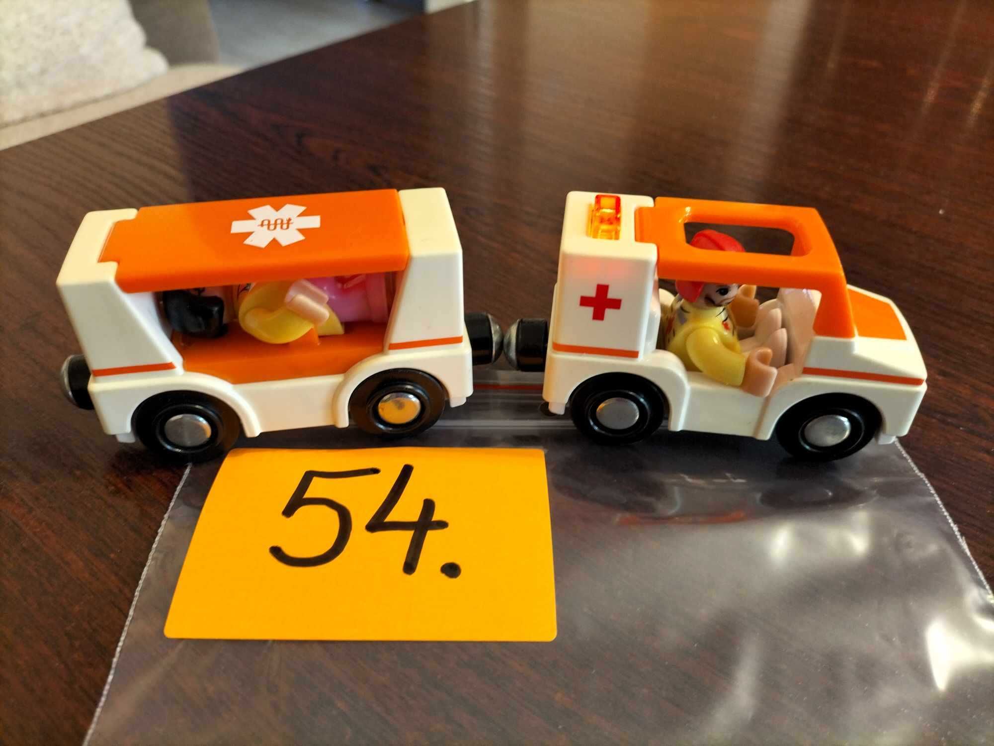 ambulans pogotowie ratownik medyczny karetka pacjent światło dźwięk