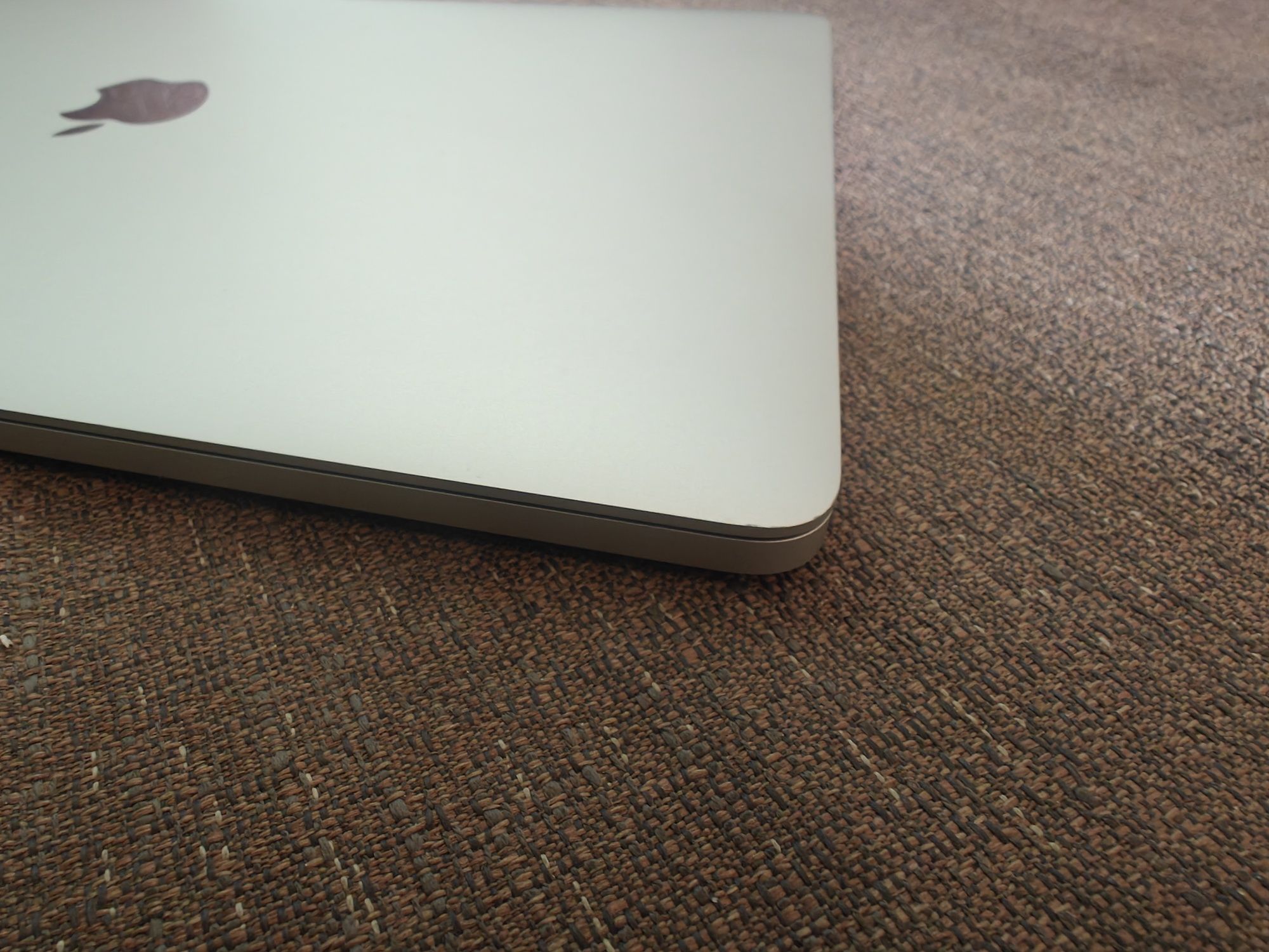 MacBook Pro 13.3 2019 (i5/16/256) A1989 Touchbar