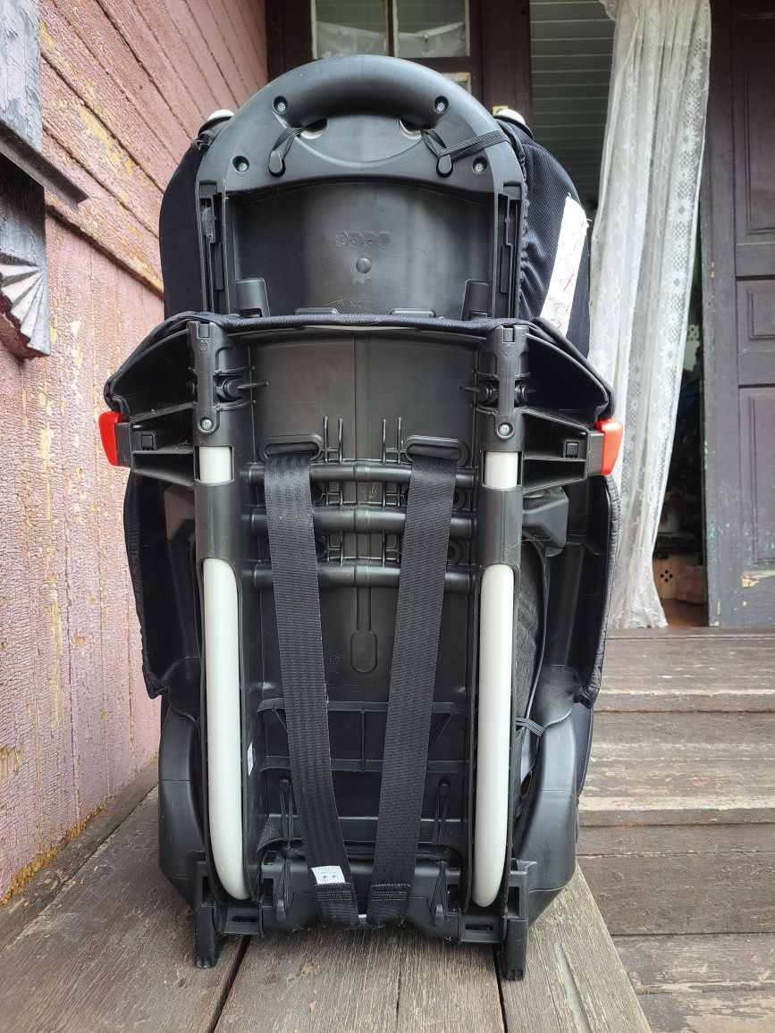 Автокрісло в доброму стані Graco  Nautilus
