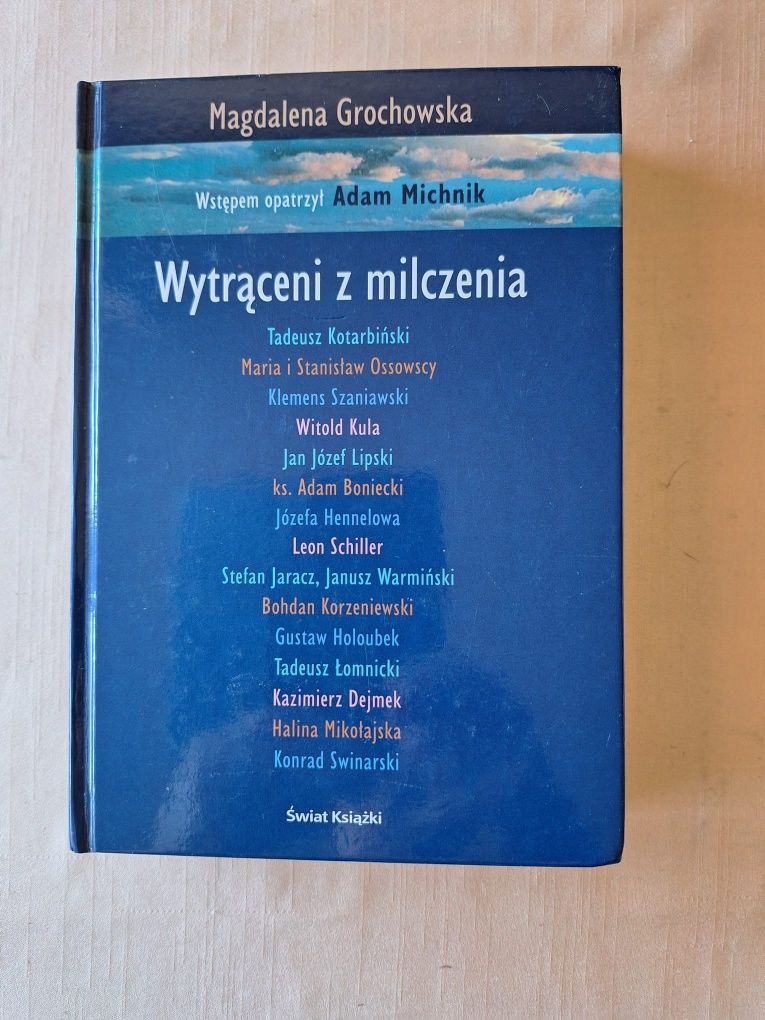 Jak nowa ksiazka Wytraceni z milczenia Grochowska