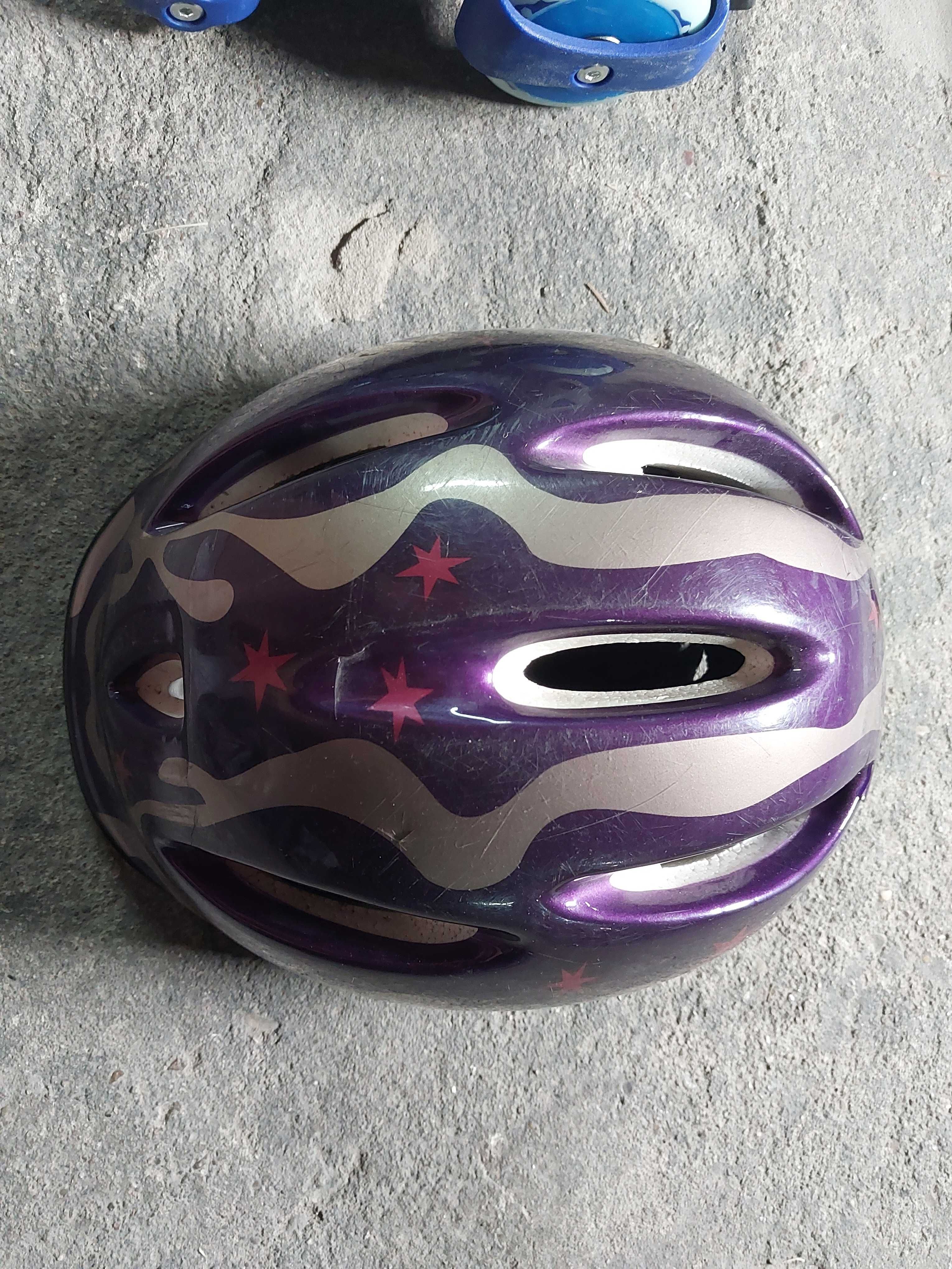 Wrotki  +  kask.