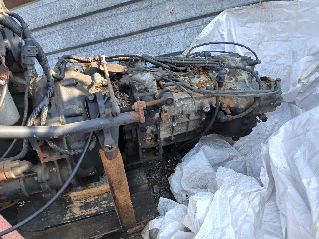 Продам  коробку передач ZF16 до  Ман,MAN D0826LF02 з коробкою передач