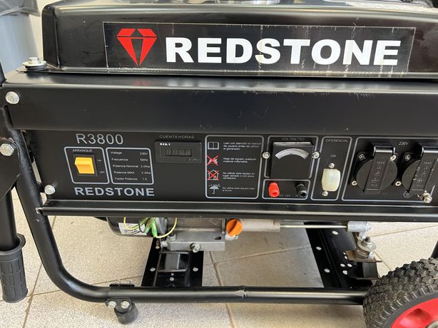 Gerador Redstone R3800, 3000W, como Novo