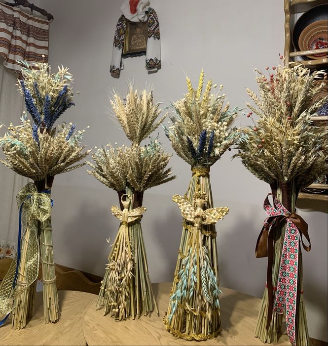 Дівухи ,соломяні ангели,павуки та віночки