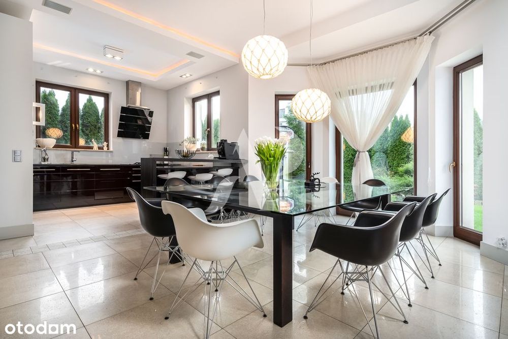 Dom w willowej części Wilanowa.