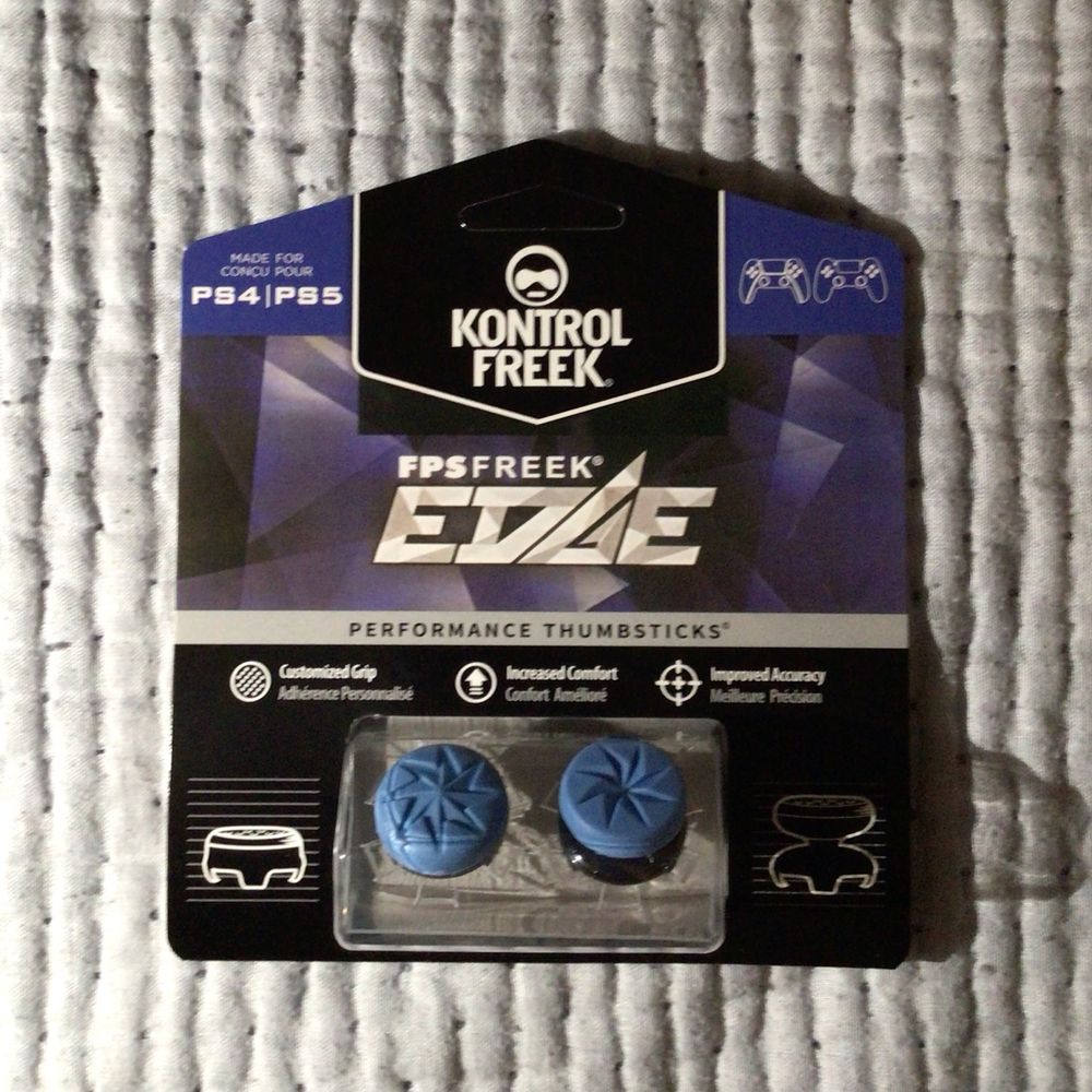 Pokrowiec KontrolFreek PS4/PS5 NOWE
