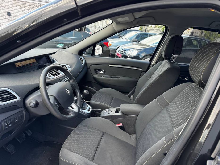 Свежепригнан Renault Grand Scenic 2009г., 1.4 бензин. Обмен, Лизинг