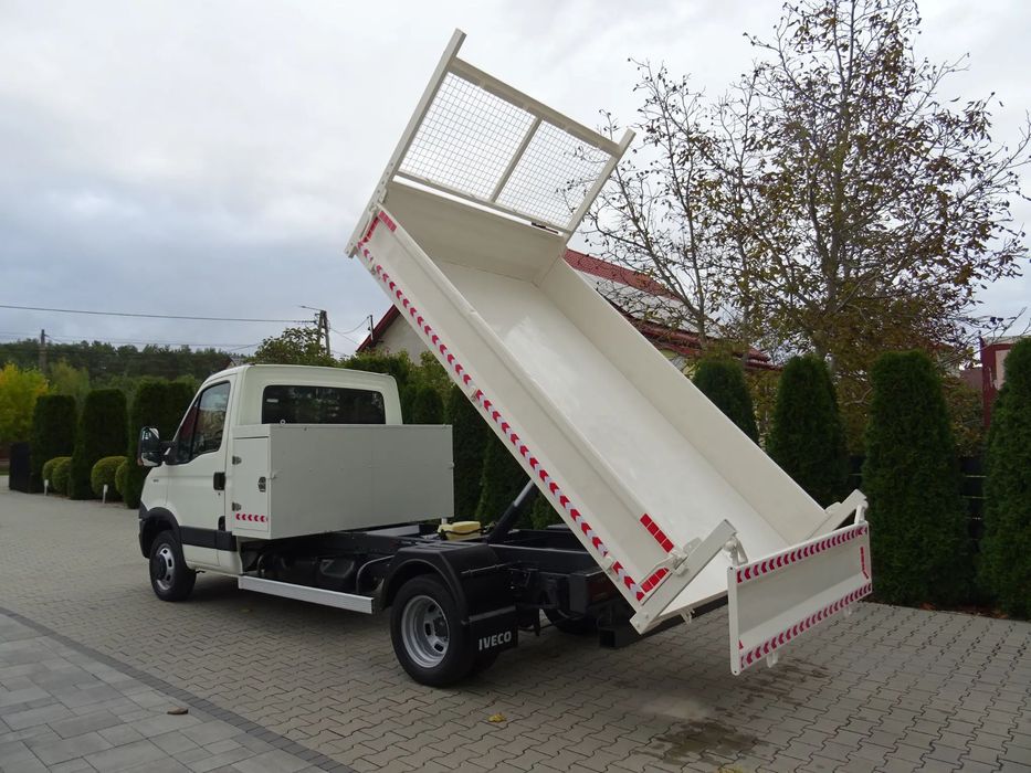 Iveco 35C13 Wywrotka Klima 175 tys km Super Stan Oryginał  Wywrotka Wywrotr Kiper + skrzynka na narzędzia 3,30m dł