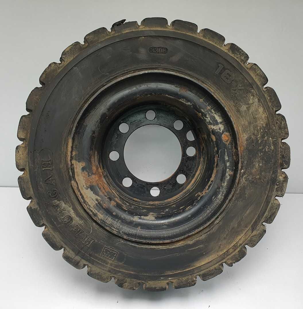 Opona Koło Pełne Wózek Widłowy Doosan B18T-5 18x7-8