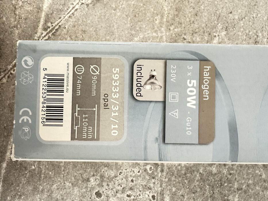 Oprawy sufitowe/ halogeny 230v. 3x50W NOWE