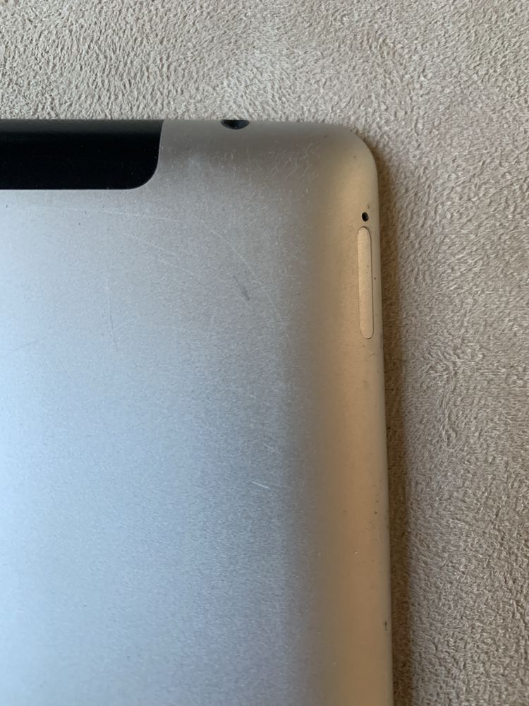 Apple iPad 4 Cellular (na karty SIM)