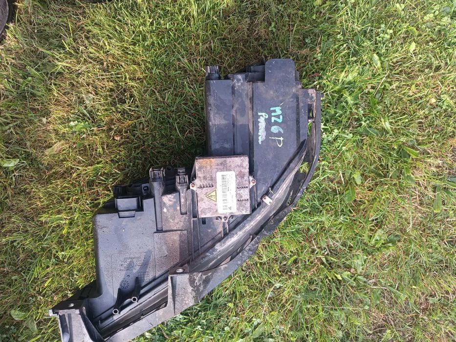 Reflektor Lampa mazda 6 GY xenon 2005 r