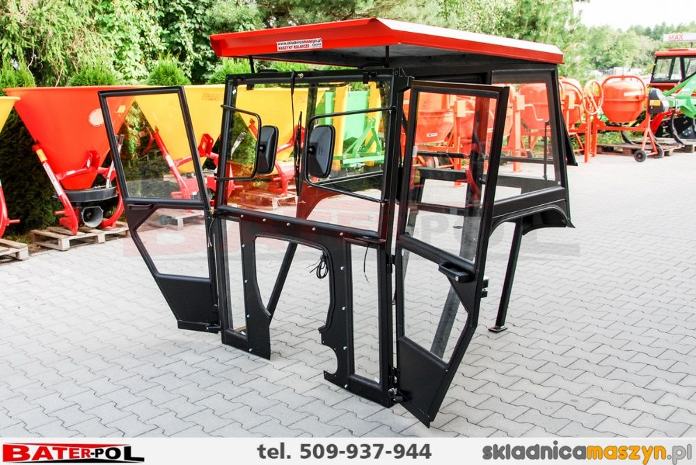 Kabina Ursus C-360 bez błotników