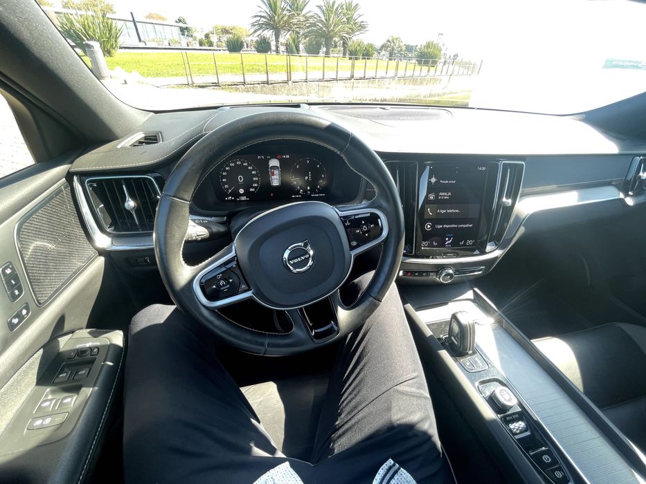 Volvo V60 B4 Diesel – 2021 – Volvo Selekt – Full Extras