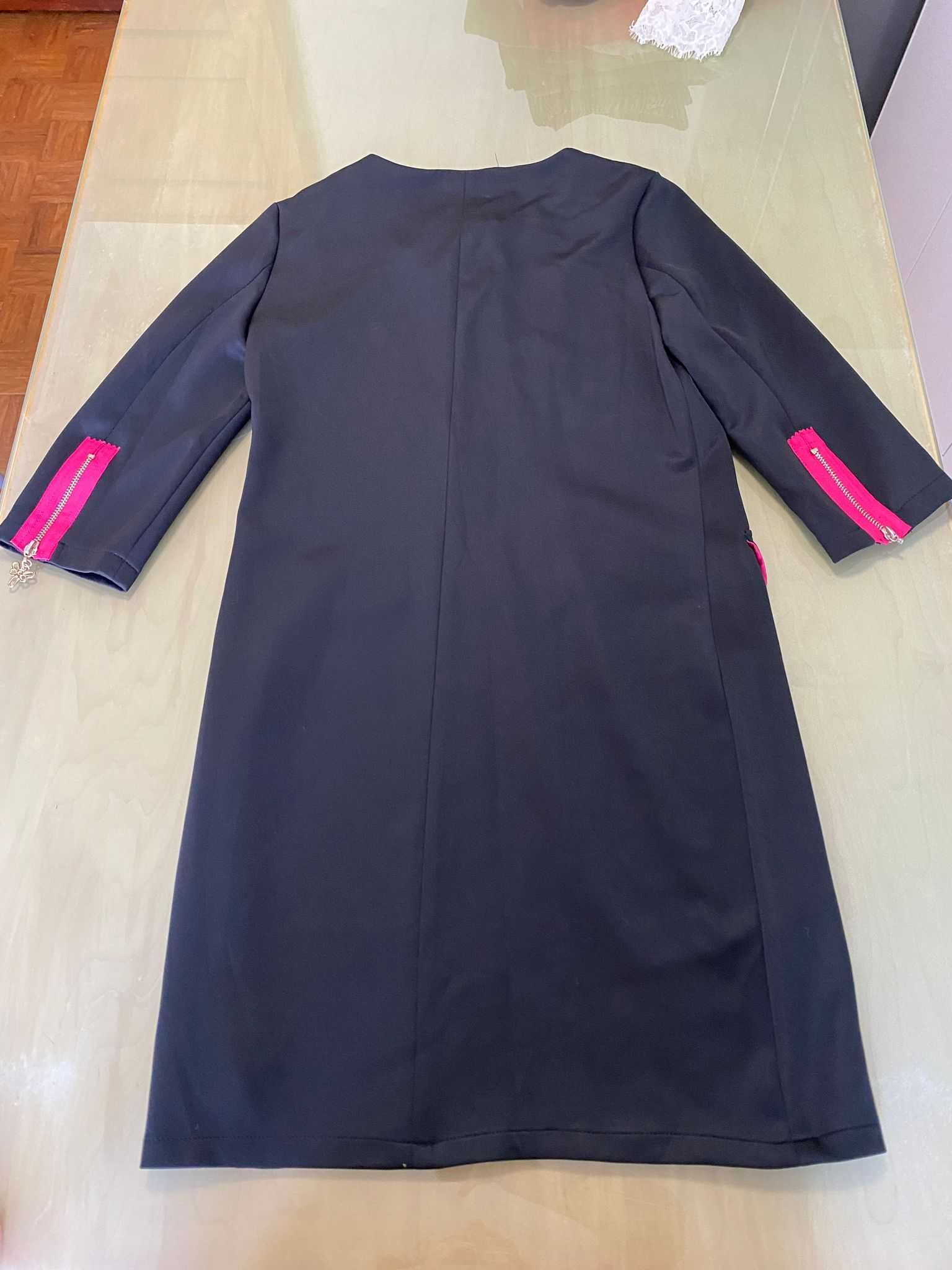 Vestido de mangas compridas da marca Sevilla