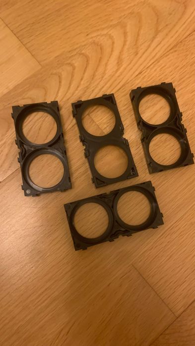 Холдери до акумуляторів 40138 , 40135