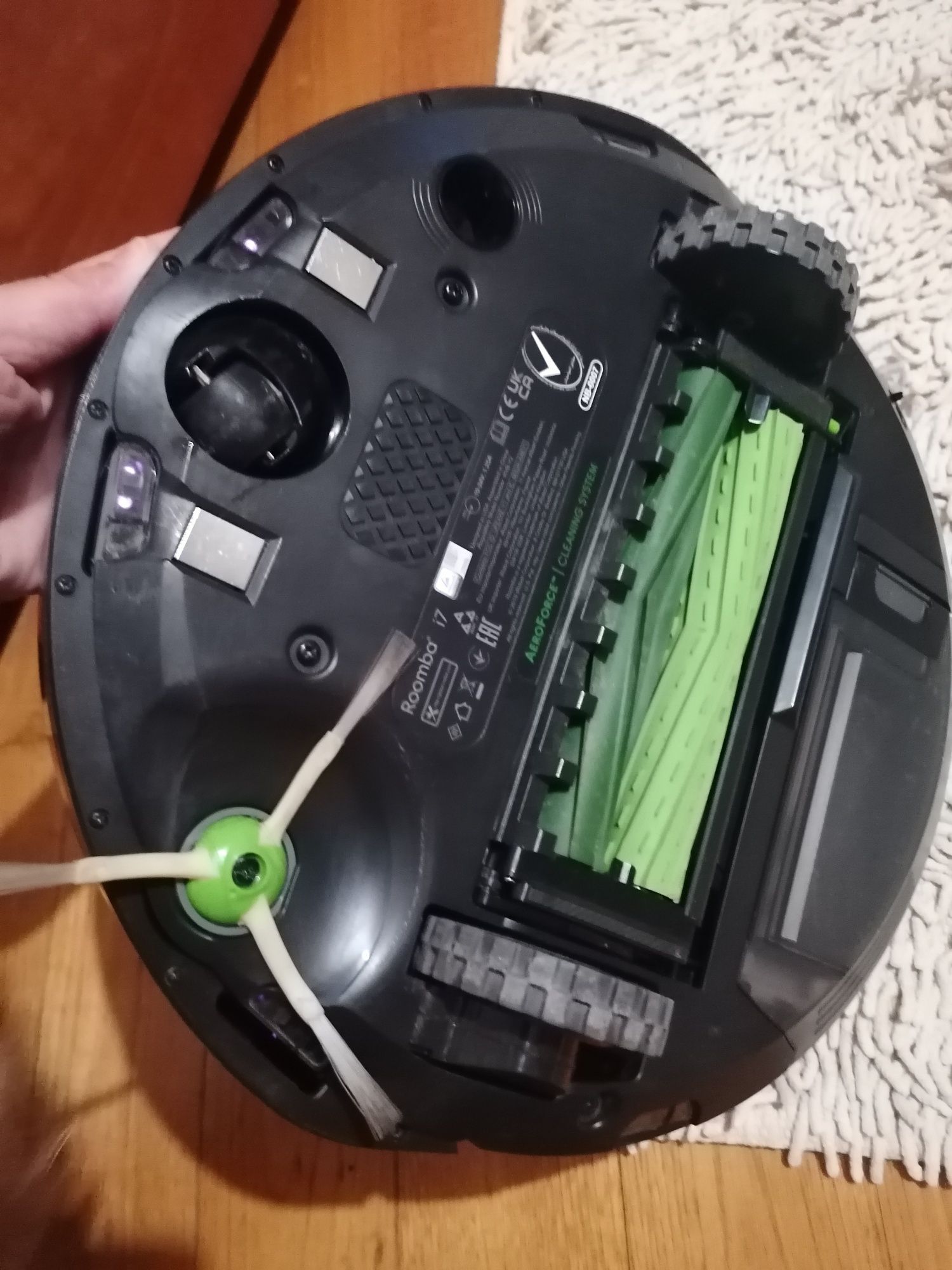 Aspirador Robô IROBOT Roomba i7