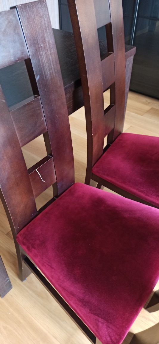 4 krzesła do pokoju/salonu