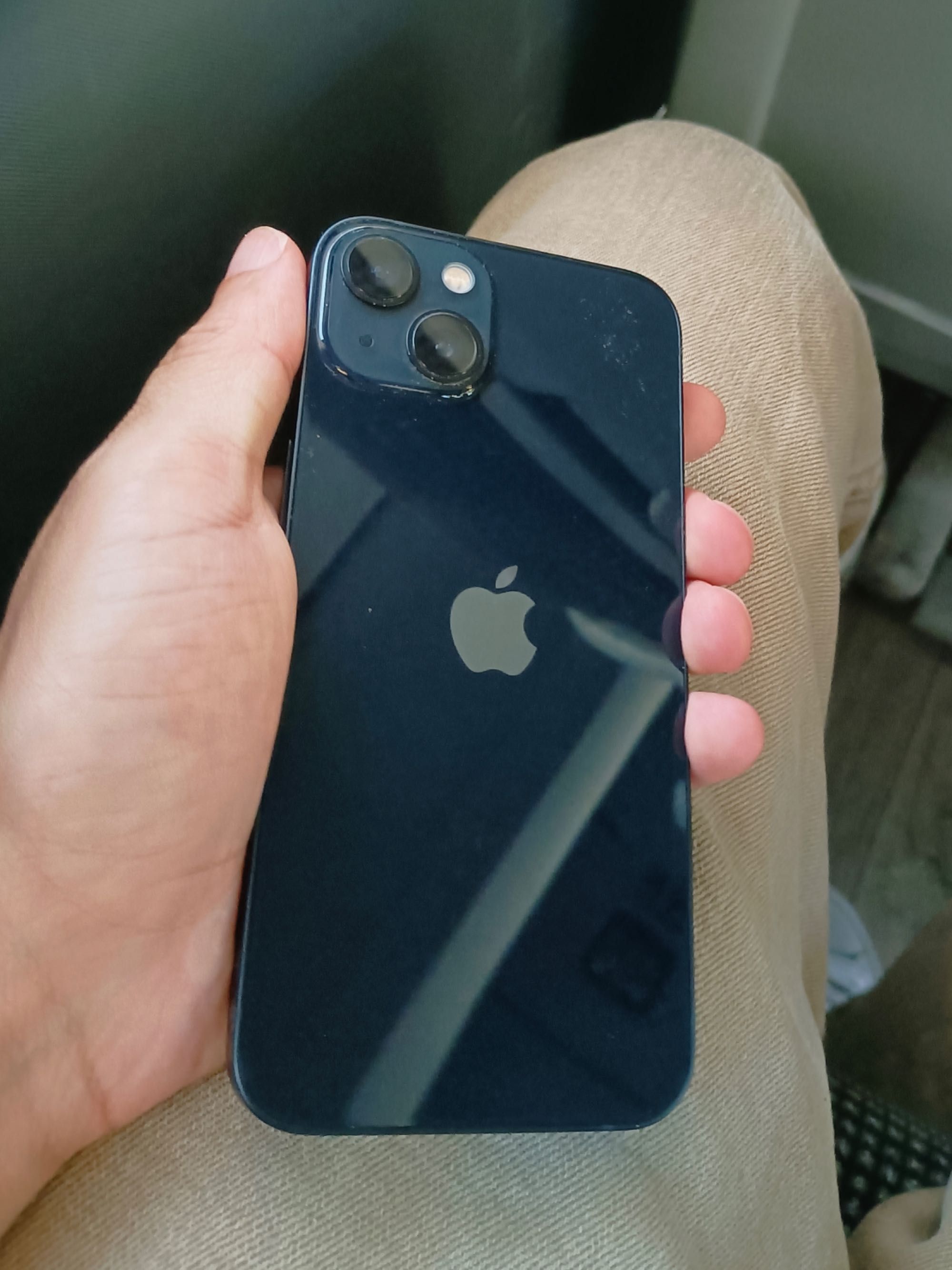 IPhone 13 88% bateria