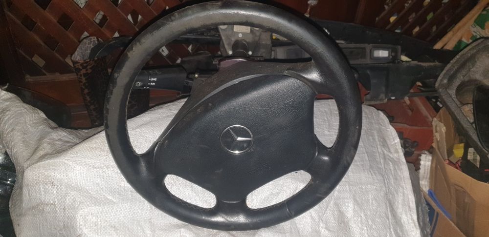 Mersedes W163 ML class двери карты капот ляда руль