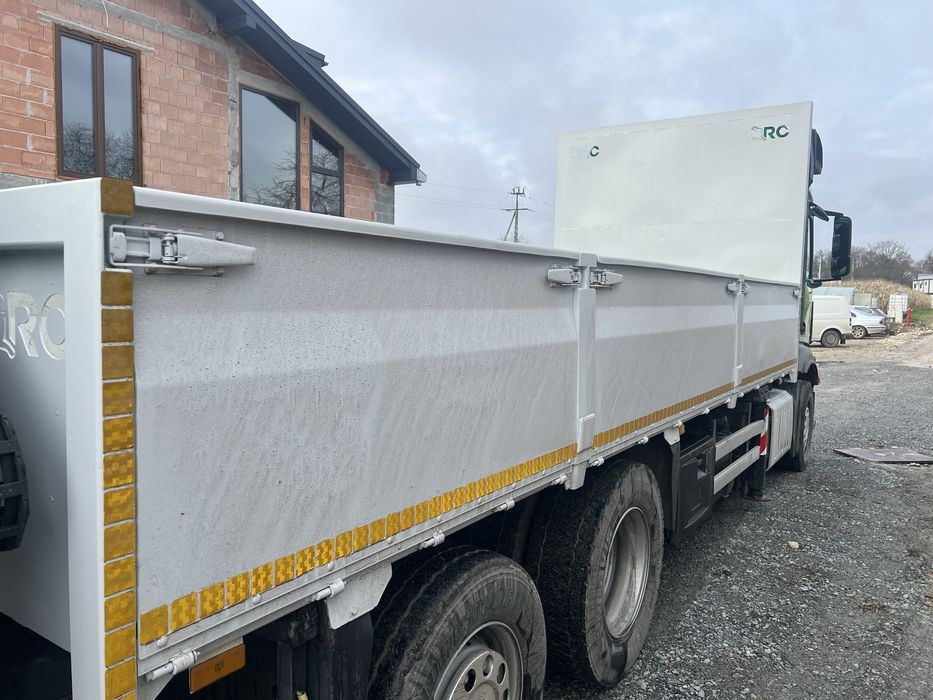 Zabudowa skrzynia z burtami