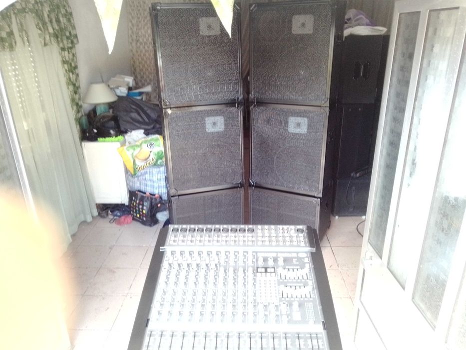 Super pechincha PA Dynacord 6 colunas + mesa amplificada.