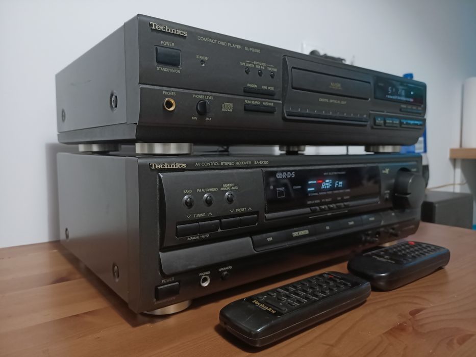 Technics amplituner SA-EX120, CD player SL-PG590, piloty