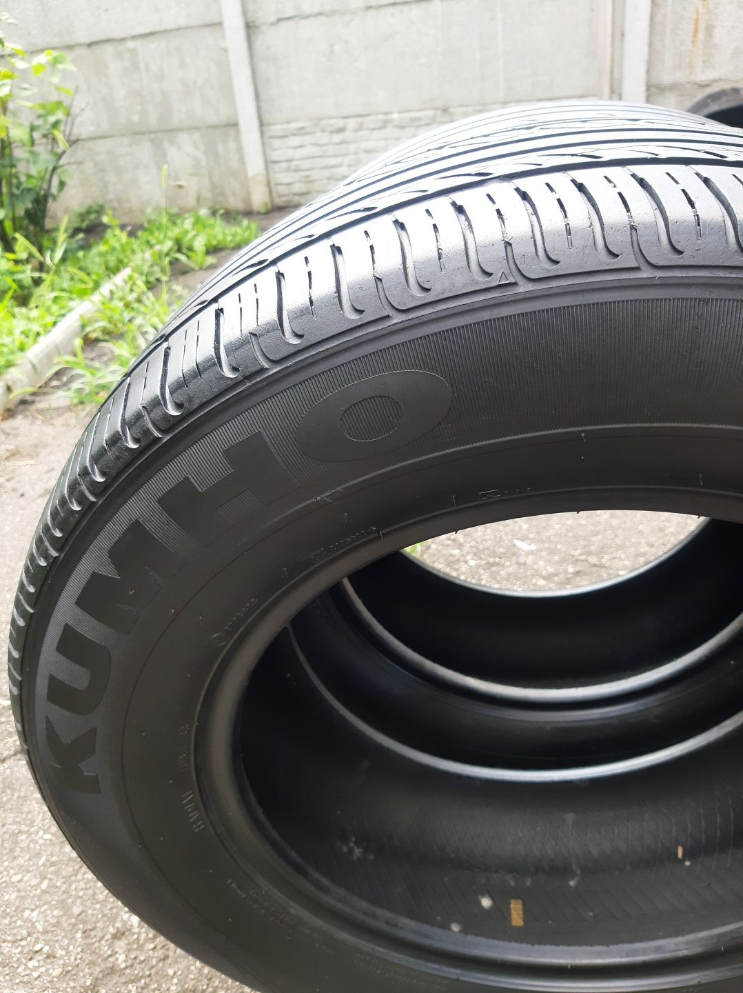 Шины , колеса,  скаты KUMHO 235. 60 r 16