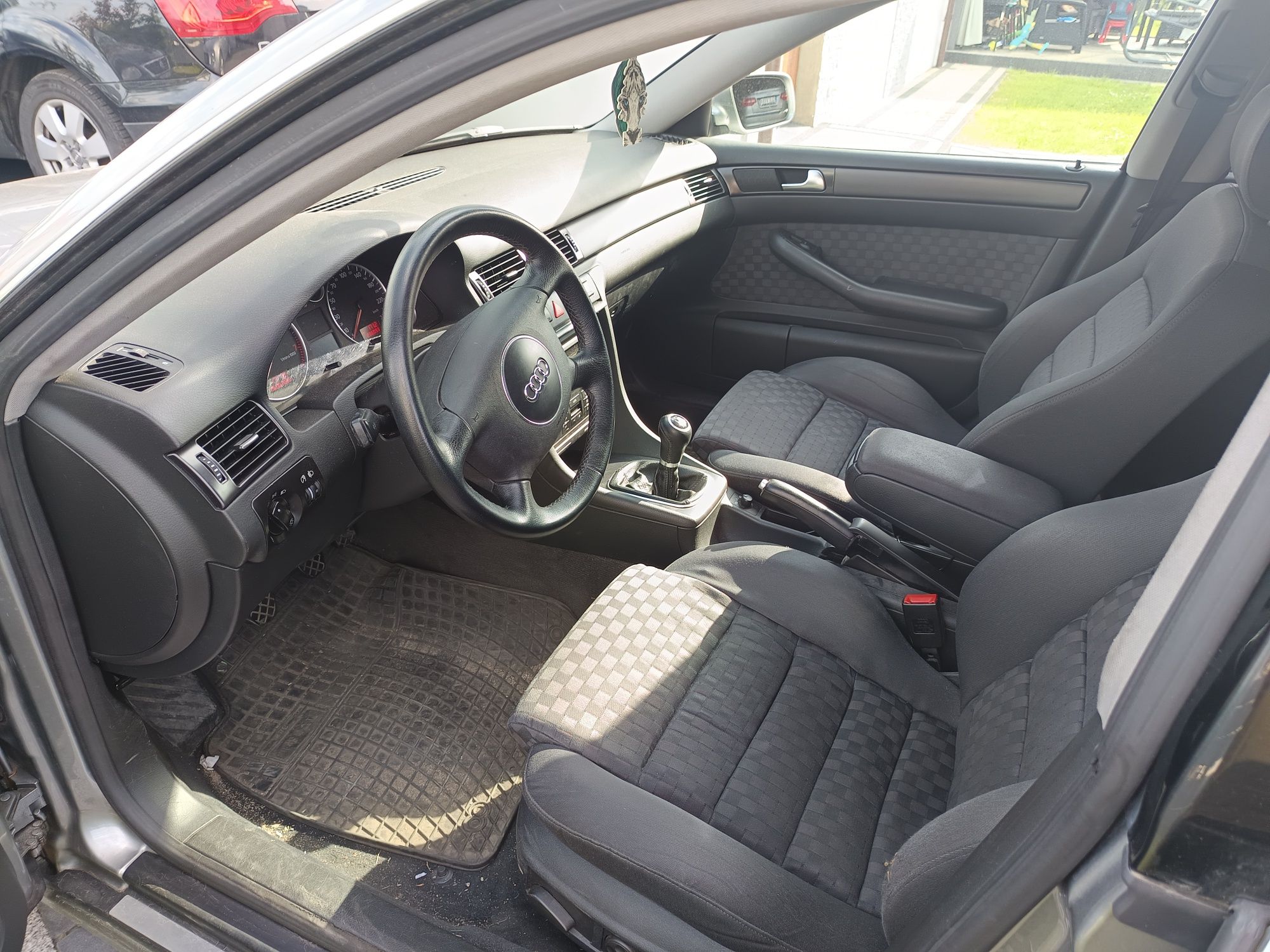 Audi A6 C5 2.4 V6 bluetooth dużo zrobione + alusy