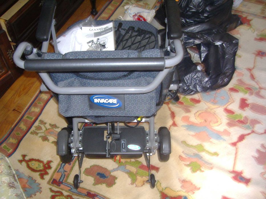 cadeira de rodas eléctrica pouco uso