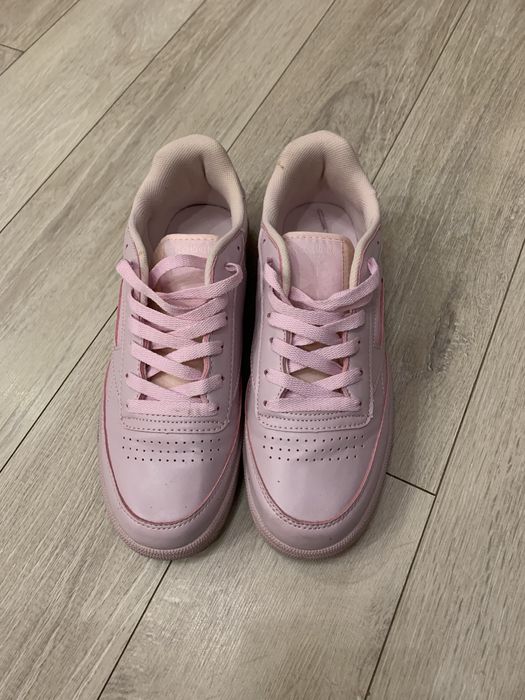 Кросівки жіночі Reebok