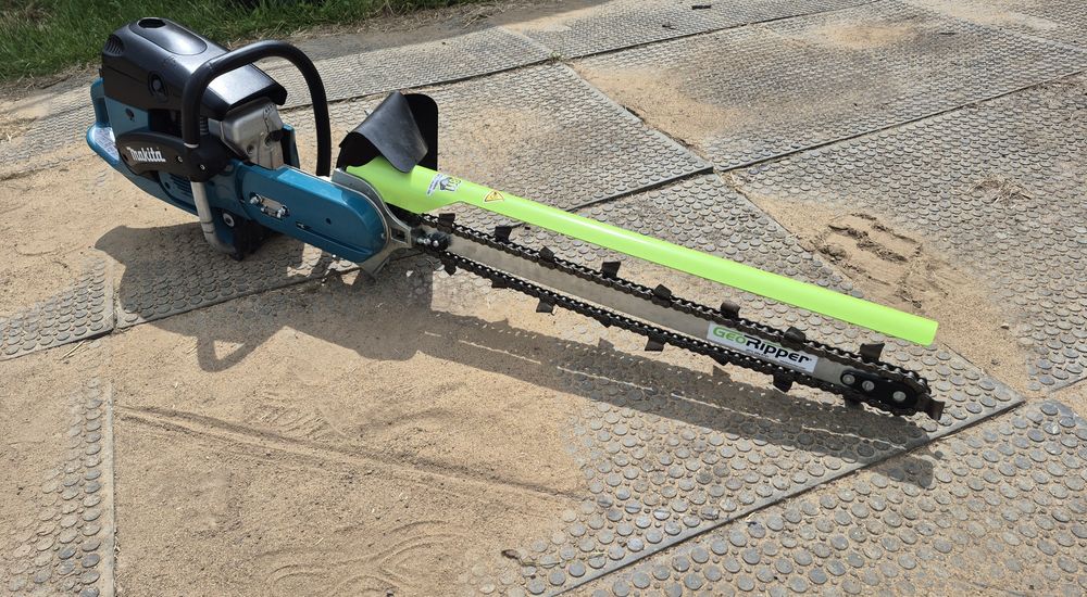 Koparka łańcuchowa minitrencher Georipper M700 Makita powystawowa