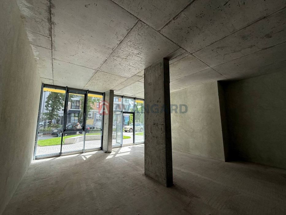 Оренда комерції 84 м2 в Аурум Санрайз на Пимоненка / фасадне