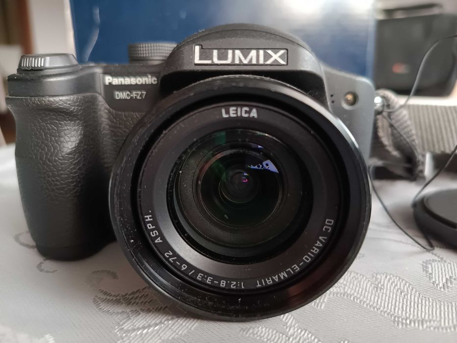 Aparat fotograficzny Panasonic DMC-FZ7 Lumix
