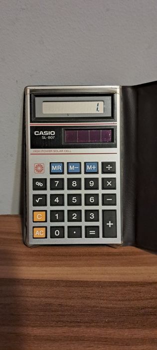 Kalkulator solarny CASIO