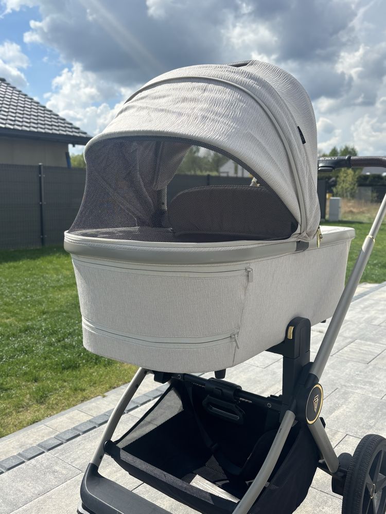 Wózek Venicci Tinum Upline