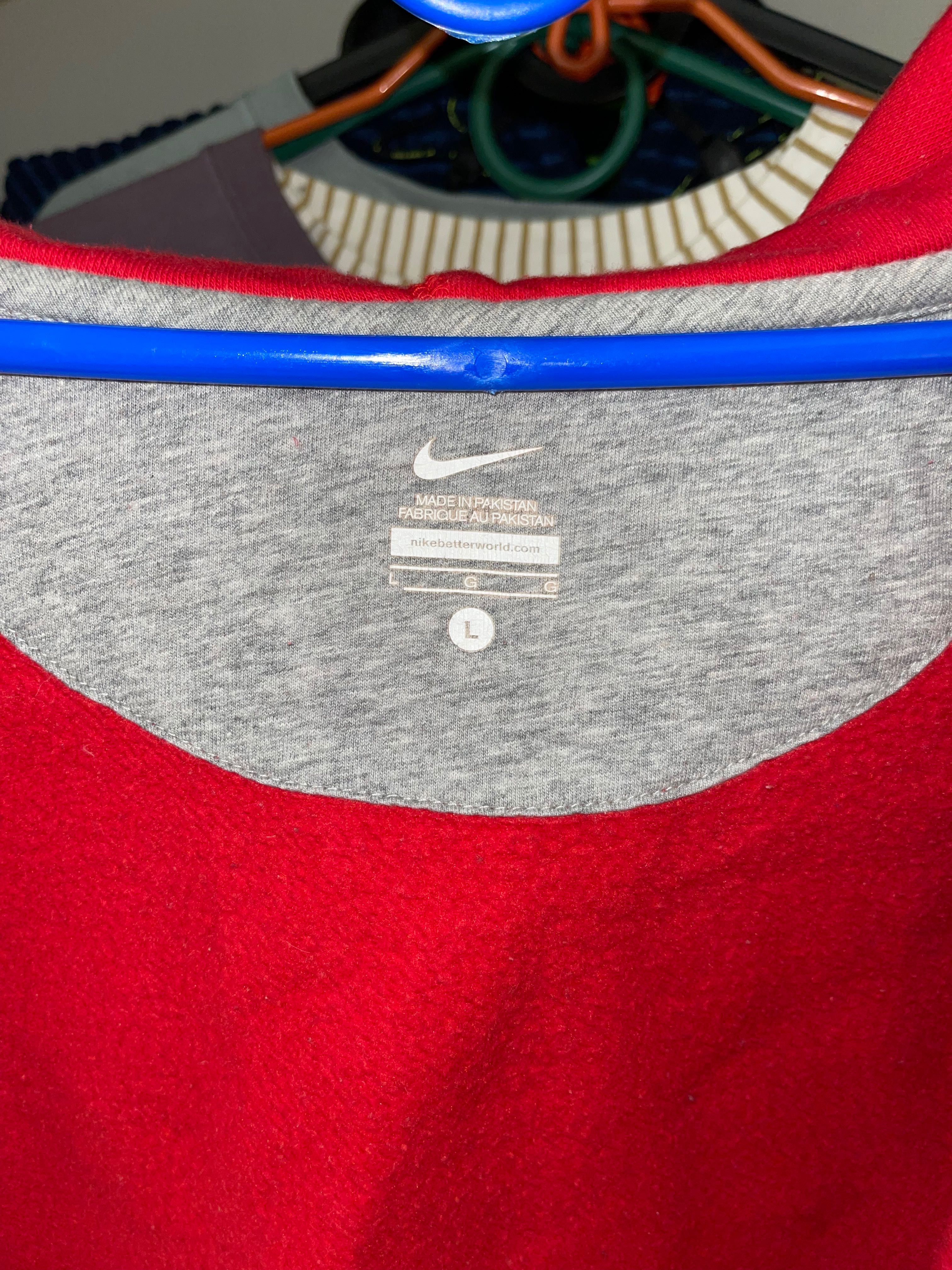 Кофта Nike жіноча