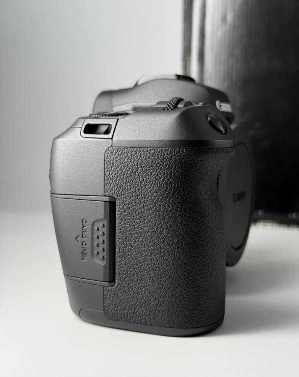 Canon EOS R corpo