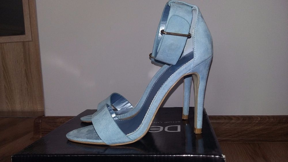 Sandałki deezee 37 nowe niebieskie szpilki