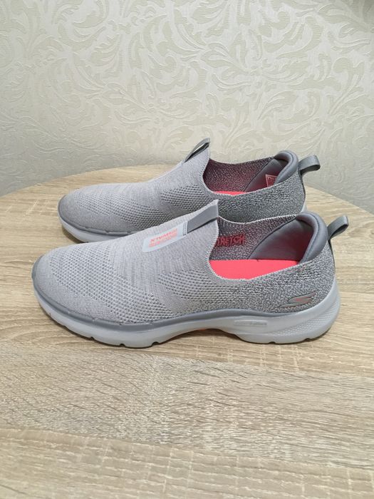 Сліпони Skechers