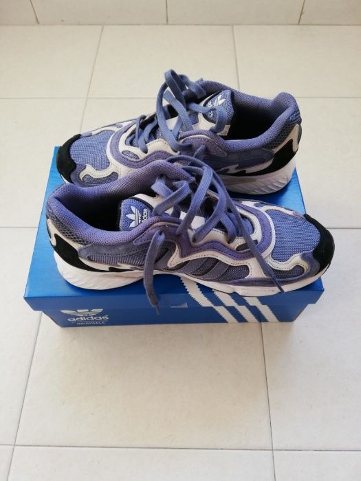 Ténis Adidas Temper Run 42/43