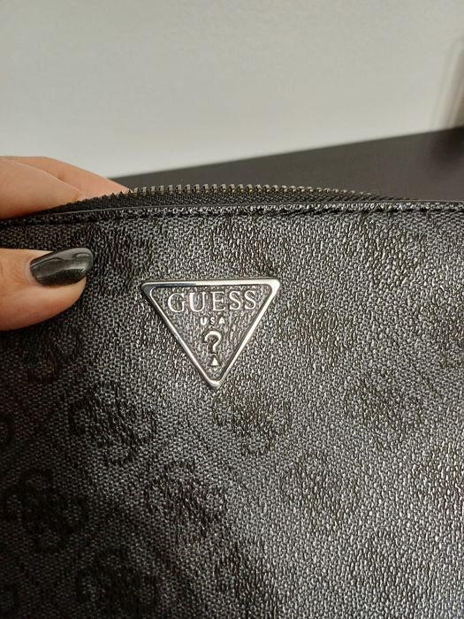 Mala GUESS ORIGINAL e em estado novo