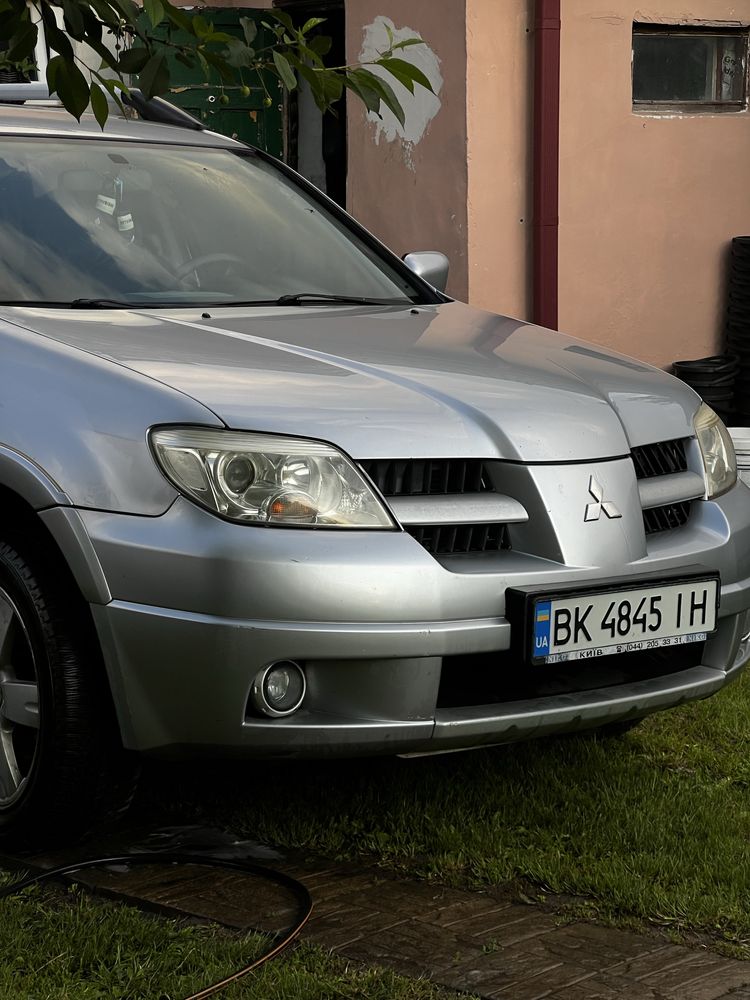 Продам аутлендер 2007