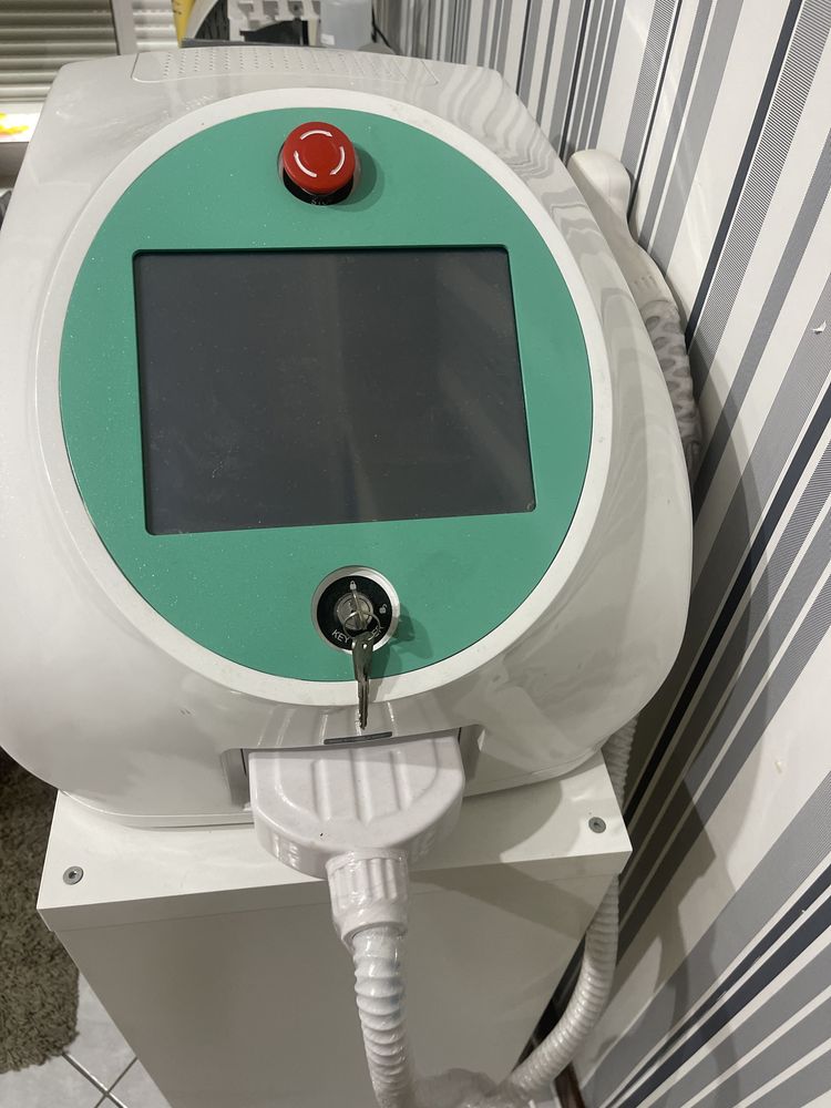 Maquina de depilacao a laser